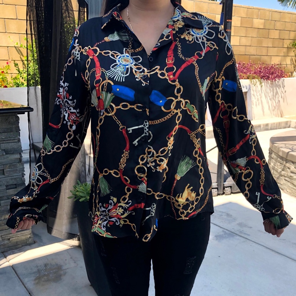 Señora Button up